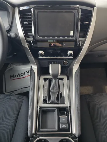 Mitsubishi Montero Sport 3.0l 4x2 At. Es