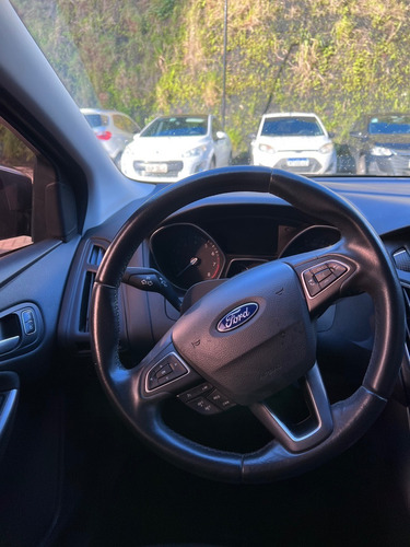 Imagem 10 de 14 de Ford Focus