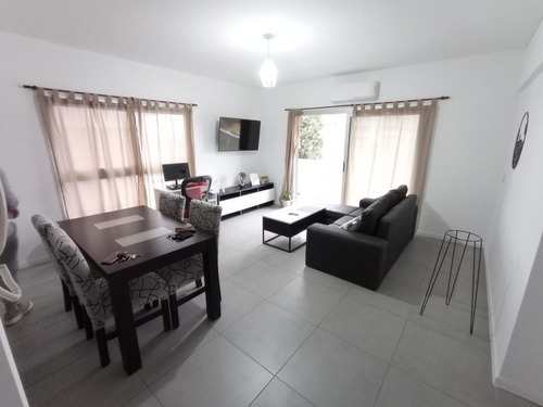 Imagen 4 de 9 de Departamento En Venta En Ituzaingo Norte