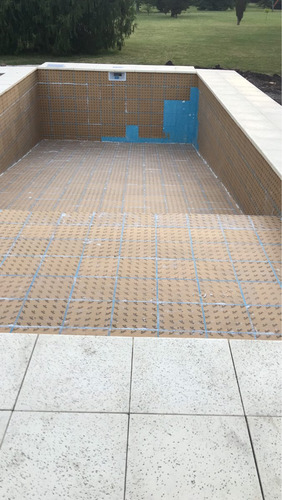 Imagen 3 de 5 de Piscinas Construidas En Hormigon . Reparacion. Remodelacion