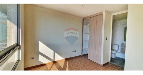 Oportunidad! 2d 2b Uno En Suite, 46 M2, Metro