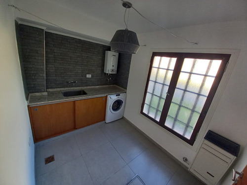 Imagen 10 de 21 de Dueño Vende Impecable Departamento De 3 Ambientes En Ph. Totalmente Reciclado.