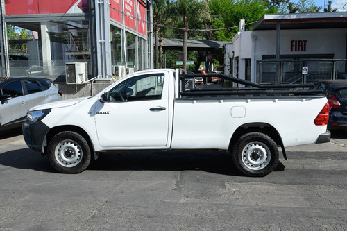 Hilux 4x2 C/s Dx 2.4 Tdi 6 M/t Nic Tbl
