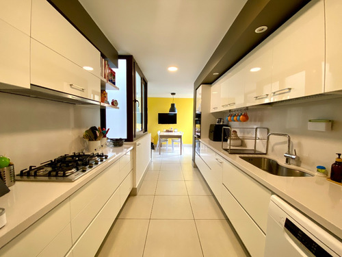 Departamento En Venta La Dehesa // Accesos Y Vista!