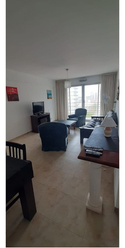 Alquiler Temporario Departamento 3 Ambientes Miramar. Edificio Miralmar