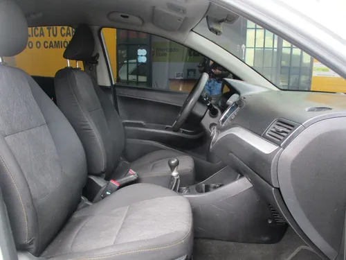 Kia Picanto Ion Lx 1000cc Mt