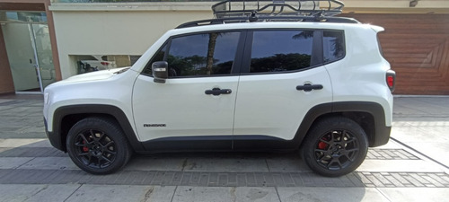Imagen 4 de 15 de Jeep Renegade Sport