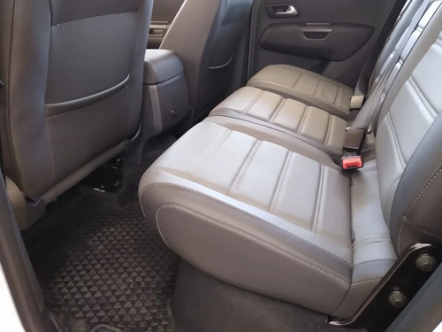 Imagen 20 de 25 de Volkswagen Amarok 2.0 Cd Tdi 180cv 4x2 Highline Pack At Ls