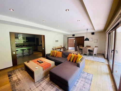 Casa En Venta En Club De Golf Los Encinos