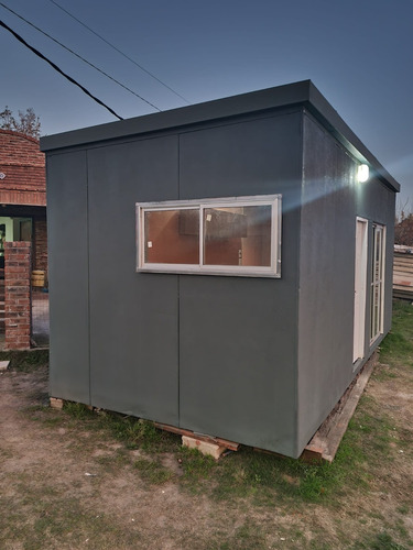 Imagen 2 de 10 de Casas De Isopanel