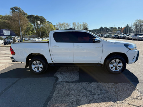 Toyota Hilux Pick-Up 2.8 Cd Srv 177cv 4x2