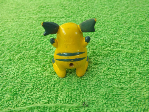 Antiga Miniatura Pokémon Raichu Pikachu