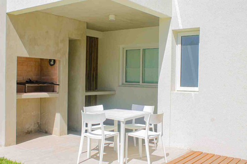 Venta Departamento 2 Ambientes En Las Gaviotas