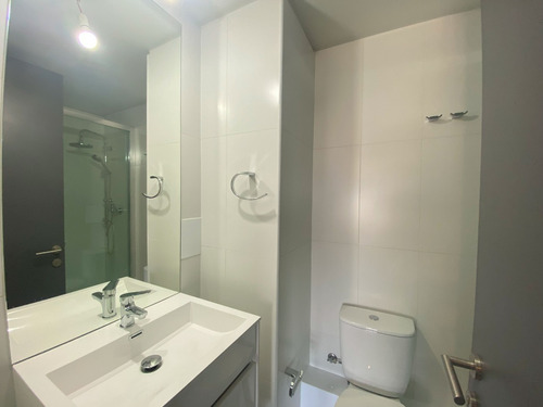Excelente Deártamento En Arriendo En Macul!!