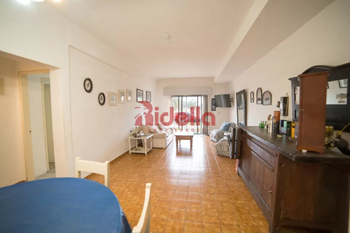 Venta De Apartamento 2 Dormitorios En Península, Punta Del Este