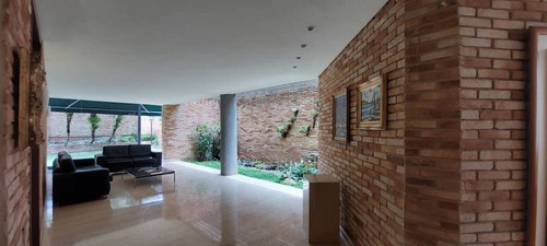 Imagen 4 de 24 de Venta Casa 820 M2 4h/4b/4p Altamira
