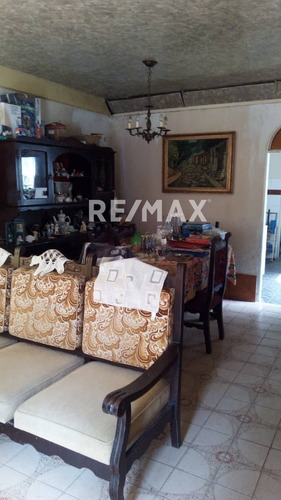 Imagen 4 de 6 de En Venta Hermosa Casa Ubicada En San Antonio De Los Altos, Las Polonias