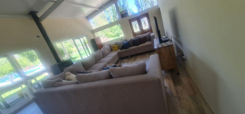 Finca En Venta. Mendoza, Con Casa Y 4 Duplex.