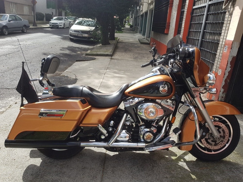 Imagen 1 de 12 de Harley Davidson Street Glide
