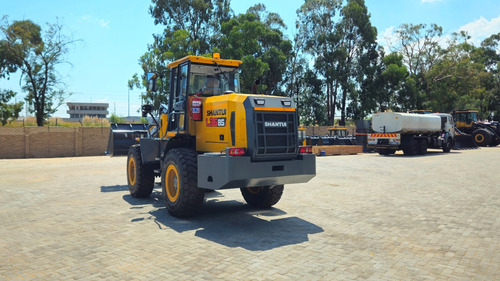 Pala Cargadora Shantui L36 2m3