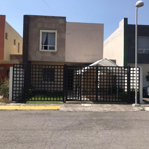 Casa En Venta En Fraccionamiento 23 De Octubre, Zinacantepec