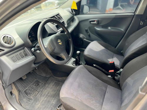 Imagen 12 de 18 de Suzuki Celerio 2015 1.0 Ga 5p