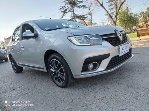 Imagen 3 de 15 de Renault Symbol 1.6 2018
