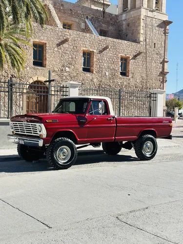1967 Ford F250 4x4 Camper Special Higboy