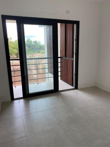Imagen 6 de 30 de Departamento 3 Ambientes En Duplex Con Cochera - Complejo Vivo - Tortuguitas