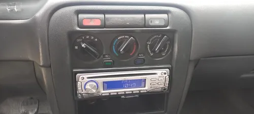 Nissan Sentra 1.6 B14 Gxe