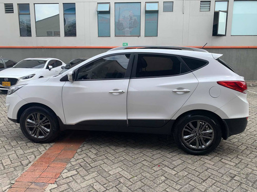 Hyundai Tucson Ix35 4x2 Gl