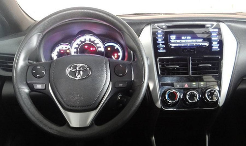 Imagem 6 de 11 de Toyota Yaris 1.3 16v Flex Xl Manual