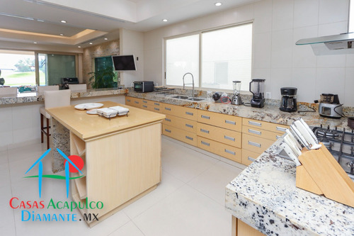 Cad Villas Jazmín 3. Terraza Con Alberca, Jardín, Palapa