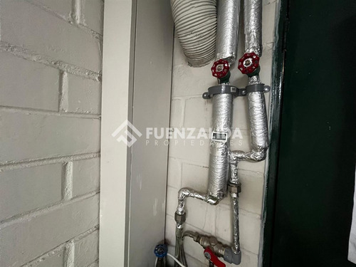 Casa Regularizada En Venta De 3 Dorm. En Quilicura