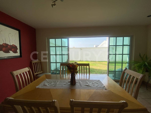 Imagen 6 de 25 de Venta De Casa En Fraccionamiento Claustros De Santiago, Centro Sur, Querétaro
