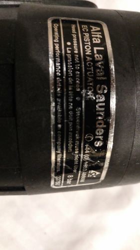 Valvula A Piston Para Proceso Alfa Laval Saunders Clamp (Usado)