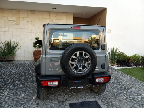 Imagen 9 de 14 de Suzuki Jimny Gls