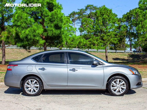 Imagen 6 de 25 de Nissan Sentra 1.8 Exclusive Cvt | Permuta / Financia