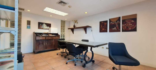 Imagen 7 de 20 de Vendo Edificio 842m2 Prados Del Este 2261