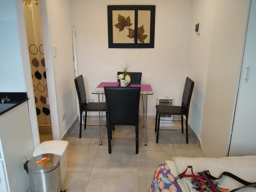 Departamento Pequeño , Edificio Sobre La Playa Pinamar Ostende