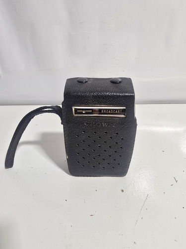 Antigo Radio Portatil Crown Trasistor No Estado Não Ligou (Usado)