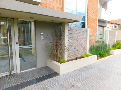Imagen 11 de 15 de Departamento De 3 Ambientes En Venta En Ituzaingó.