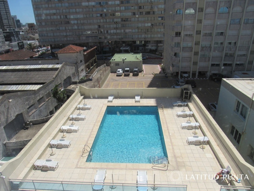 Apartamento En Península- Ref: 826