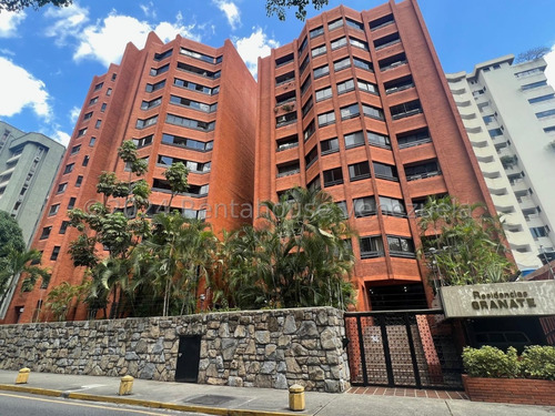 Espectacular Apartamento Remodelado Y Amoblado En Venta En El Rosal