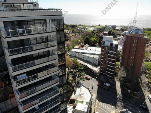 Imagen 3 de 22 de Edificio - La Lucila-libert./rio