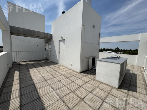 Venta De Departamento 3 Ambiente Con Cochera Doble Y Terraza Propia En Villa Domínico