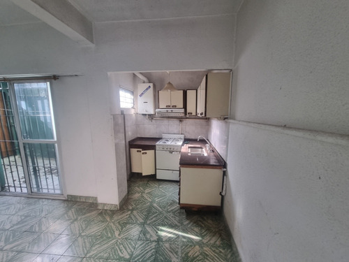 Dueño Vende Ph 2ambientes Con Cochera. Acepto Autos.