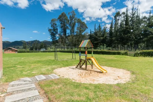 Casa En Venta En Valle Alto De La Pradera. Cod A5569