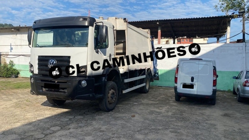 Imagem 4 de 7 de *compactador De Lixo Ford Cargo 1722*