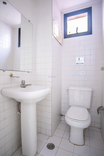 Imagem 11 de 12 de Conjunto Comercial 60m², 04 Salas, 02 Banheiros E 02 Vagas Na Garagem. Condomínio Com Recepção E Segurança 24hrs. Excelente Localização - 21092701 - 70147338